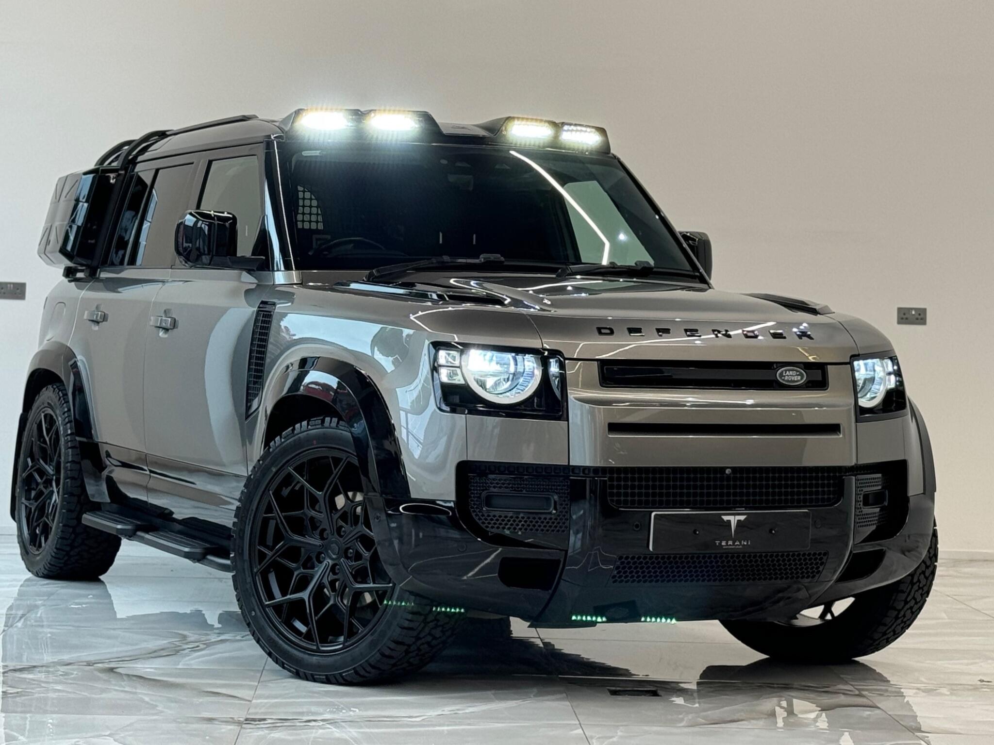 Land Rover Defender 110